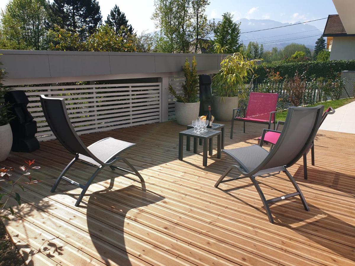 Jardin Avec Vue Montagnes